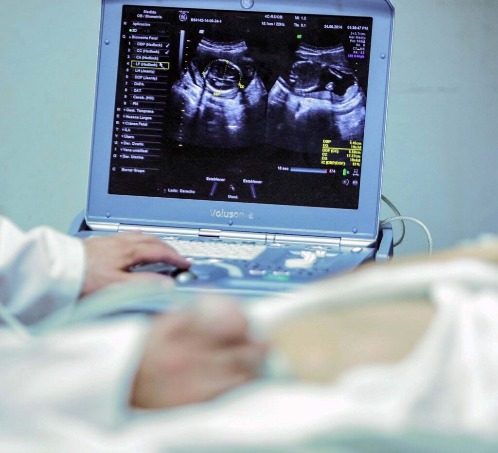 VALE MÁS PREVENIR QUE AMANTAR, ADVIERTEN ESPECIALISTAS EN SALUD SEXUAL ADOLESCENCIA