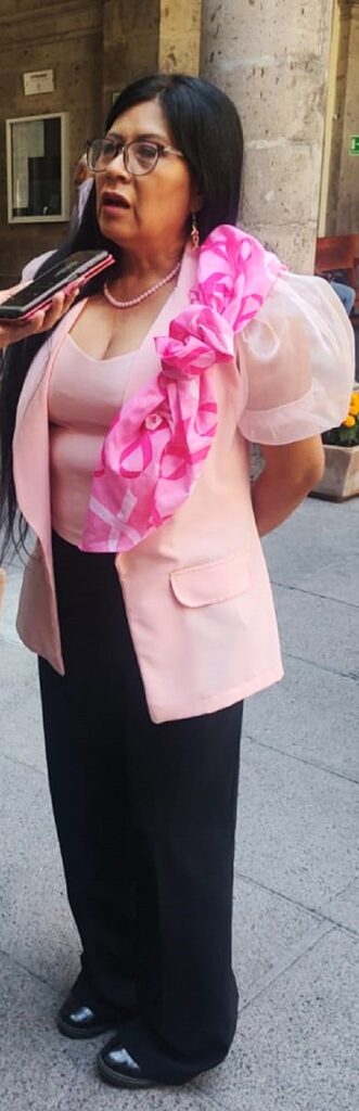 MI ALMA SE PINTA DE ROSA Y NO SE RINDE: SOBREVIVIENTES DE CÁNCER acero