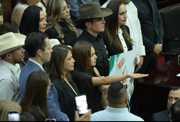 RED DELINCUENCIAL OPERÓ COMPRANDO AUTORIDADES EN MICHOACÁN: HARFUCH grecia quiroz