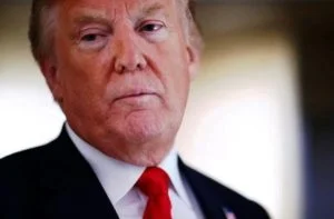 TRUMP BENEFICIA ABIERTAMENTE A CHINA Y AL YUAN. TRUMP BENEFICIA ABIERTAMENTE A CHINA Y AL YUAN.
