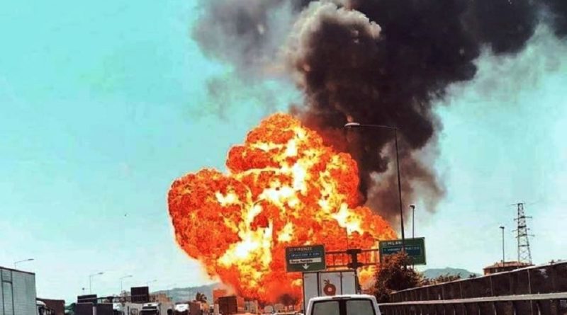 DECENAS DE HERIDOS EN ITALIA TRAS CHOCAR UN CAMIÓN CARGADO CON PRODUCTO FLAMABLE.