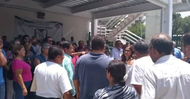 EL IMSS SE PONE "MOÑOS" HASTA PARA RECIBIR DINERO, QUIERE LOS RECARGOS.