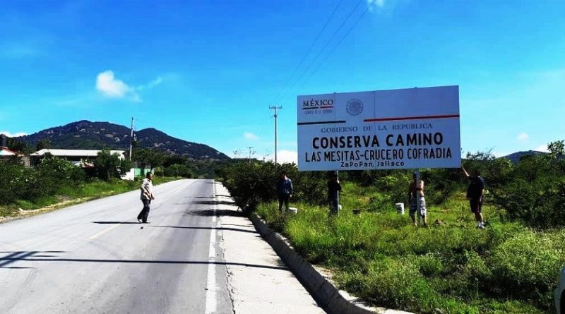 REHABILITA SCT TRAMO CARRETERO EN ZAPOPAN A PETICIÓN DE ANTORCHA CAMPESINA.