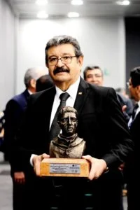 POR APORTACIÓN A LA MEDICINA OTORGAN GALARDÓN “FRAY ANTONIO ALCALDE” A INVESTIGADORES DEL IMSS. POR APORTACIÓN A LA MEDICINA OTORGAN GALARDÓN “FRAY ANTONIO ALCALDE” A INVESTIGADORES DEL IMSS.