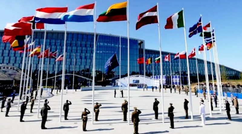 LA OTAN MUEVE MISILES A FRONTERA CON RUSIA.