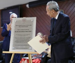 RECONOCEN A MÉDICOS ESPECIALISTAS DE HOSPITALES CIVILES.