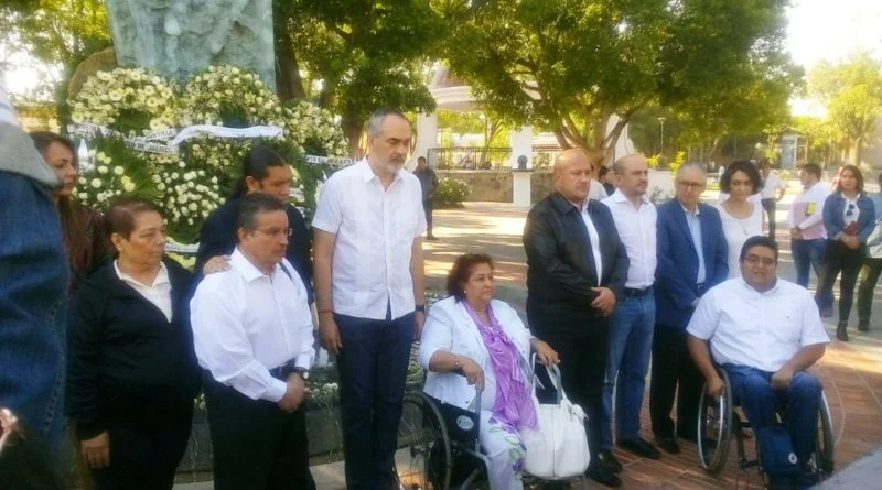 CON “SOMBRERO AJENO” ALFARO OTORGARÁ RECURSOS A SOBREVIVIENTES DEL 22 DE ABRIL.