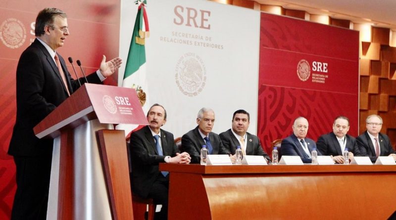 PRESENTAN PROYECTO "CORREDOR INTEROCEANICO" EN REUNIÓN DE LA AMSDE.
