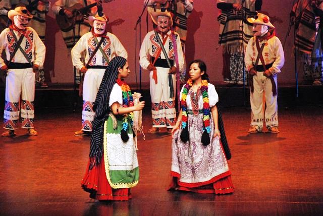 El Ballet FolclÓrico De Michoacan Llega A 61 AÑos Siendo Semillero De