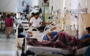 CON RECORTES TENDREMOS UN SISTEMA DE SALUD SIMILAR AL DE DINAMARCA.