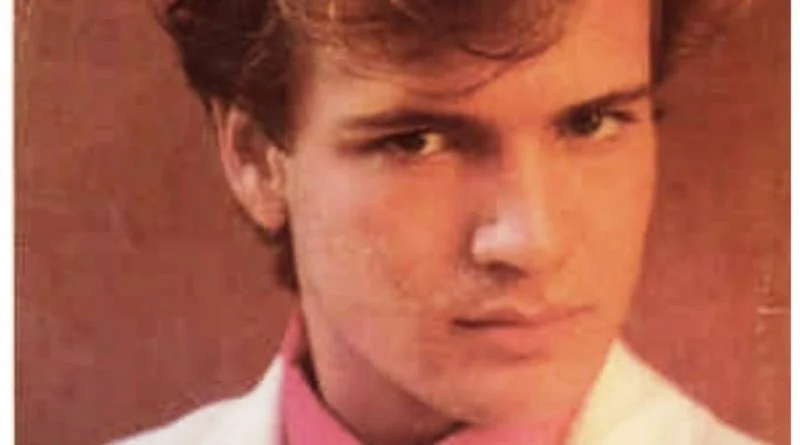 IVÁN, CANTANTE DE "TE QUIERO TANTO" PLANEA REGRESO... PERO 'PASO A PASO'.