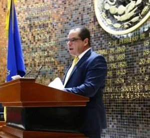 "NO TODOS LOS PECADOS SON DELITOS, NI TODOS LOS DELITOS SON PECADOS" DIP VELÁZQUEZ.