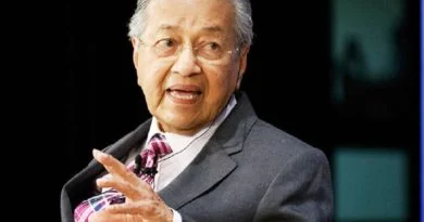 EL PRIMER MINISTRO DE MALASIA LANZA UN LLAMADO A LA UNIÓN DE LOS PAÍSES MUSULMANES.