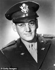 GLENN MILLER, NACIÓ UN PRIMERO DE MARZO DE 1904.
