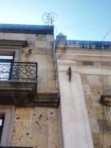 PORTALES HISTÓRICOS DE GUADALAJARA A PUNTO DE COLAPSAR. PORTALES HISTÓRICOS DE GUADALAJARA A PUNTO DE COLAPSAR.