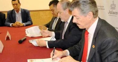 NACE EL PRIMER CONVENIO ENTRE LA SSJ, LA OPD DE SERVICIOS DE SALUD Y CRUZ ROJA.