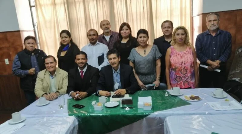 SIMULA HUGO RODRÍGUEZ PARA SORPRENDER A MILITANTES MORENISTAS DE BUENA FE.
