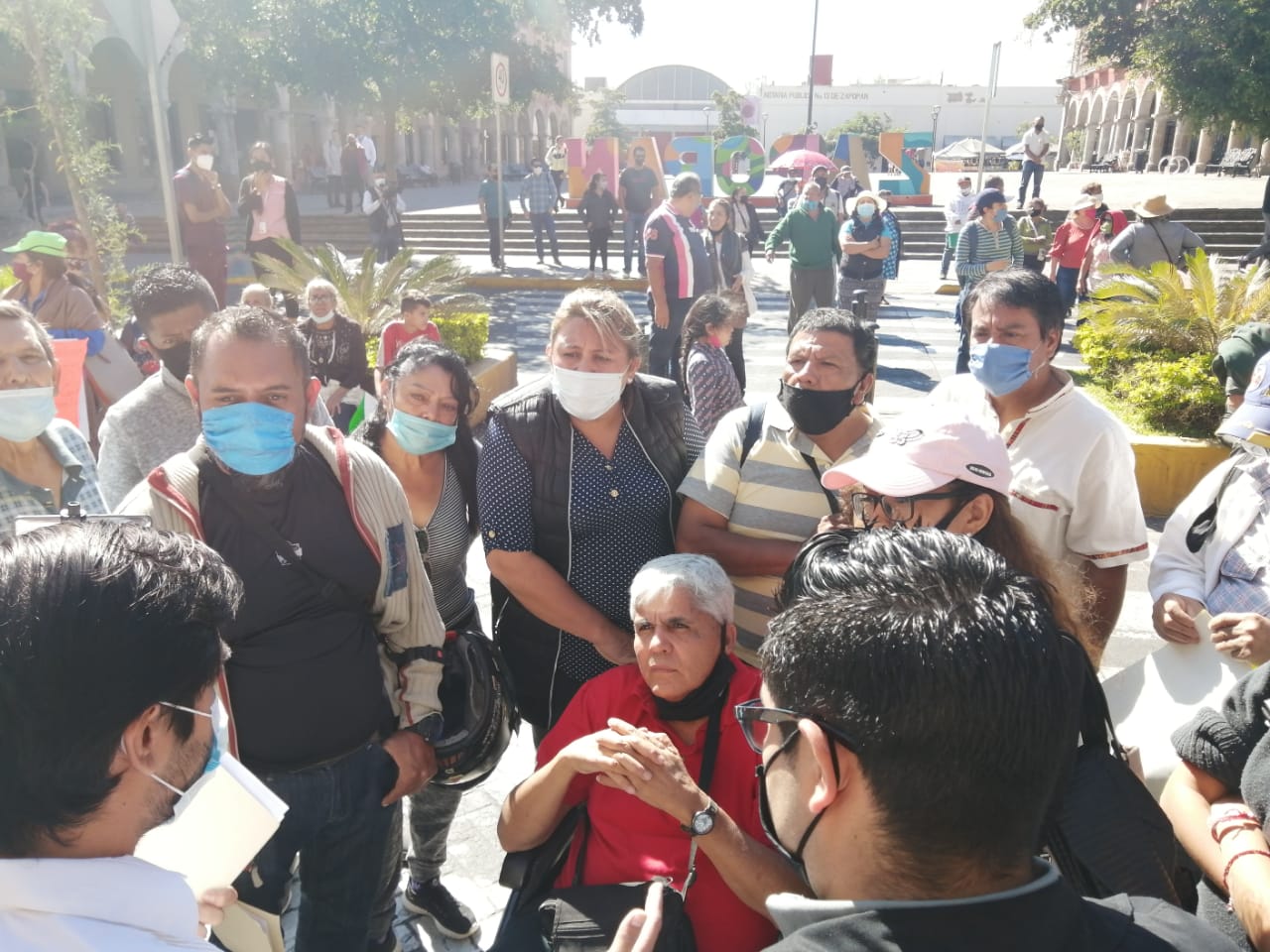 COLONOS OLVIDADOS DE ZAPOPAN REVIVEN ANTIGUAS DEMANDAS. COLONOS OLVIDADOS DE ZAPOPAN REVIVEN ANTIGUAS DEMANDAS.