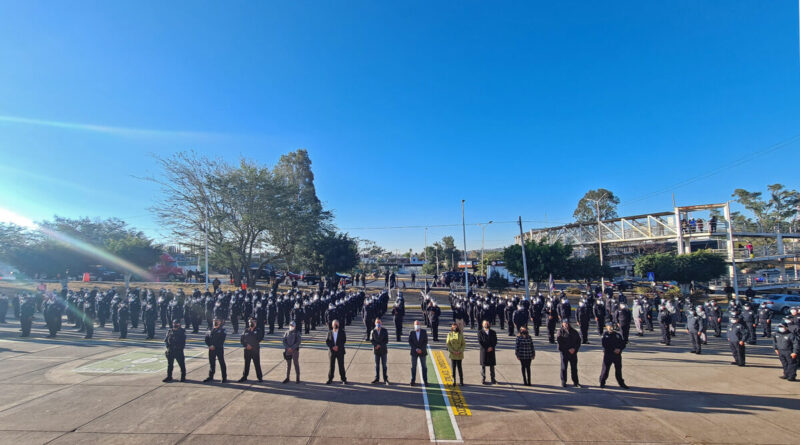 INCORPORAN MÁS POLICÍAS A LA NÓMINA MUNICIPAL TAPATÍA