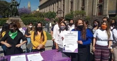 ES MOMENTO QUE LA MUJER DIGNIFIQUE SU PARTICIPACIÓN POLÍTICA