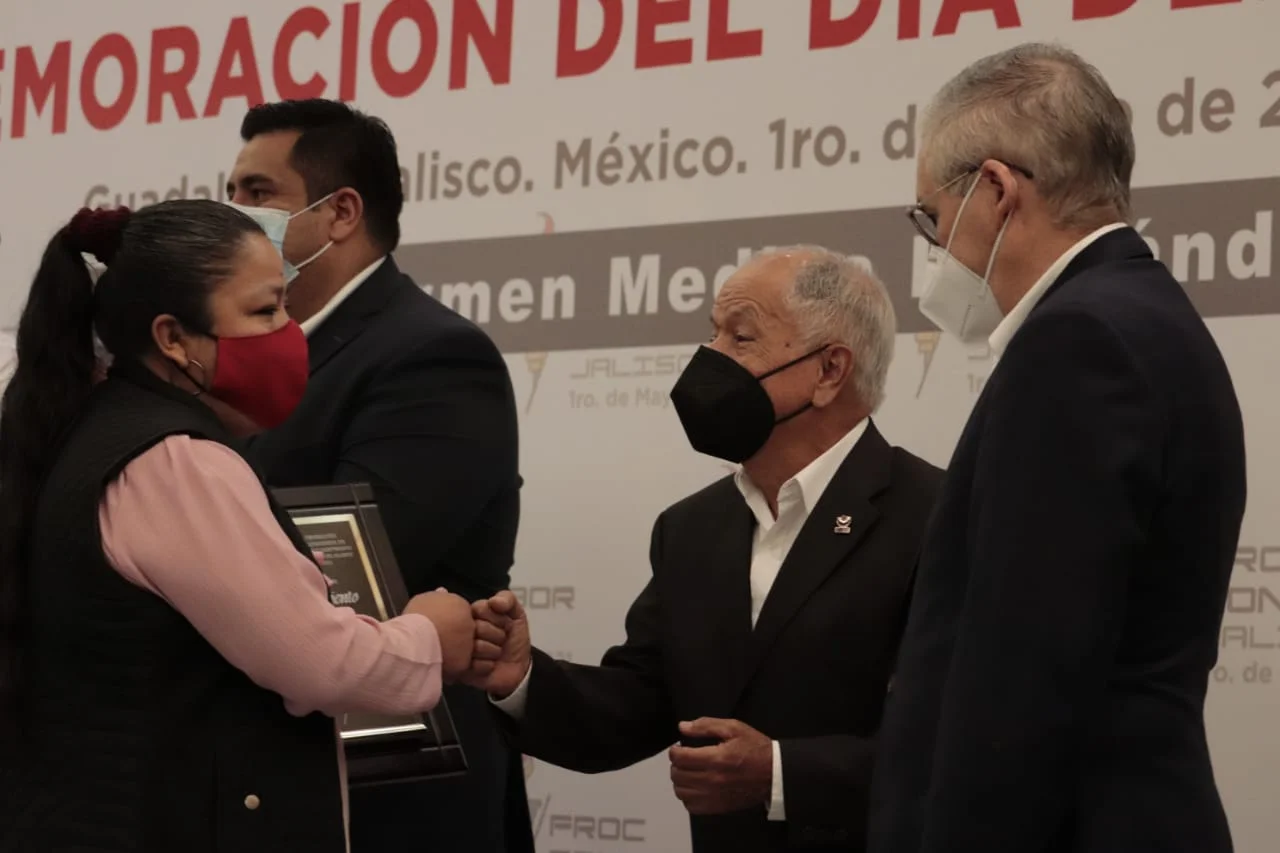 ESFUERZO TRISECTORIAL AVANZA A LA RECUPERACIÓN LABORAL EN JALISCO: FROC-CONLABOR ESFUERZO TRISECTORIAL AVANZA A LA RECUPERACIÓN LABORAL EN JALISCO: FROC-CONLABOR