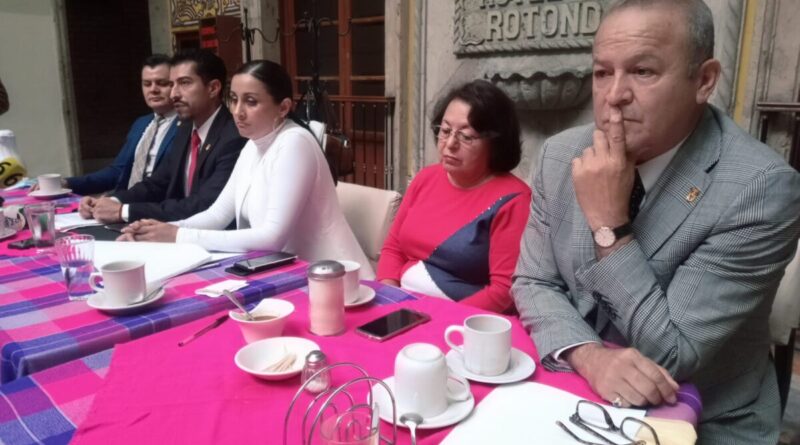 PESE A LOS MILLONES DE PESOS ASIGNADOS AL CONSEJO DE LA JUDICATURA DE JALISCO, "NO HAY NI PAPEL SANITARIO", ASEGURAN COLEGIOS DE ABOGADOS