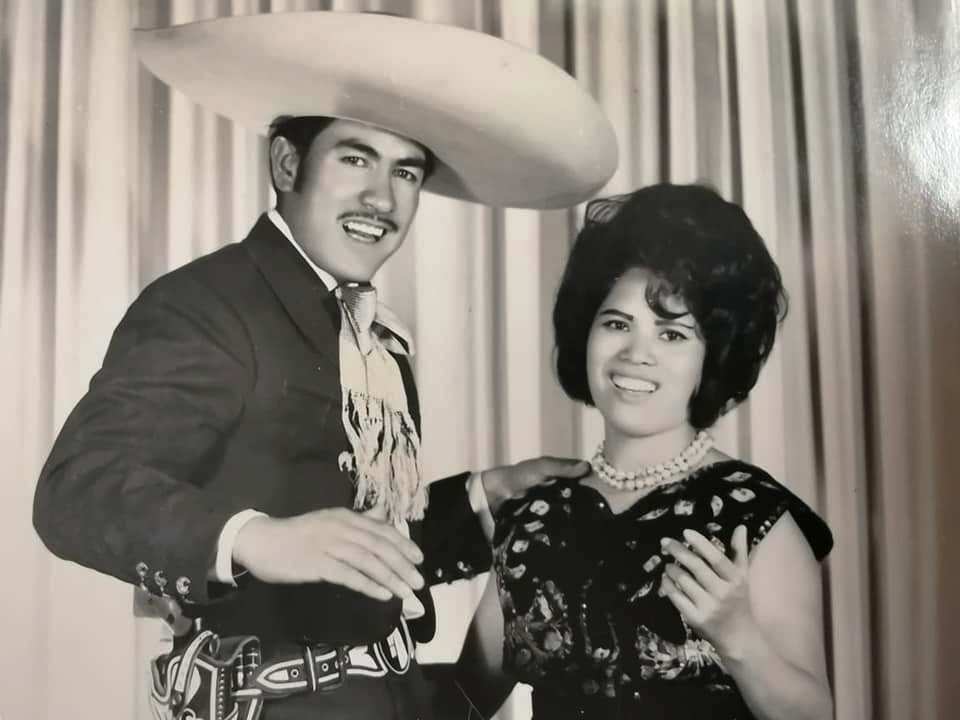 UN 29 DE FEBRERO VIO NACER A ESTE CANTAUTOR ZACATECANO - Todo En Noticia