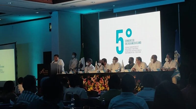 TOPOGRAFOS DEL PAÍS ANALIZAN RETOS DURANTE CONVENCIÓN EN PUERTO VALLARTA