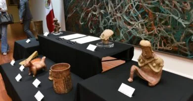 COLECCIONISTAS ESTADOUNIDENSES RETORNAN A MÉXICO 79 PIEZAS PREHISPÁNICAS