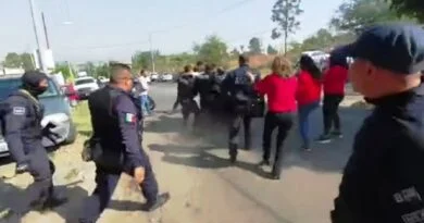 POLICÍAS ACTUARON COBARDEMENTE CONTRA PERSONAL DEL DIF TONALÁ