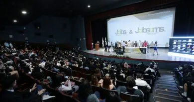 MÁS DE MIL ALUMNOS DE LA UDEG LOGRAN NIVEL B-1 Y B-2 DE INGLÉS
