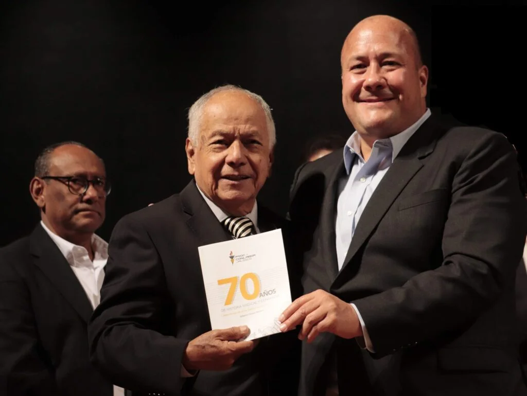 EJEMPLAR SINDICALISMO EL DE LA FROC-CONLABOR JALISCO froc