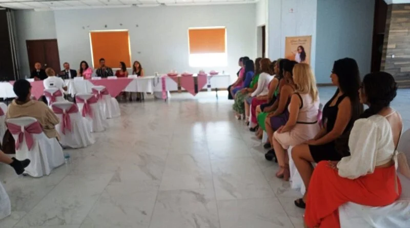 REFINAMIENTO Y CALIDAD, CUMPLIMENTAN LA BELLEZA DE ESTAS REINAS MADURAS