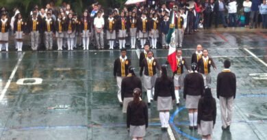 UN CALENDARIO ESCOLAR DE 190 DÍAS, PERO CON UN MAGISTERIO ASISTIENDO 215 DÍAS A LAS ESCUELAS
