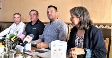 APICULTORES LOCALES APOYAN A NIÑOS CON PARÁLISIS CEREBRAL MIEL