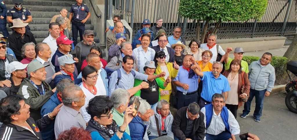 EXFERROCARRILEROS HAN ESPERADO Y DESESPERADO POR LA JUSTICIA SOCIAL FERRO
