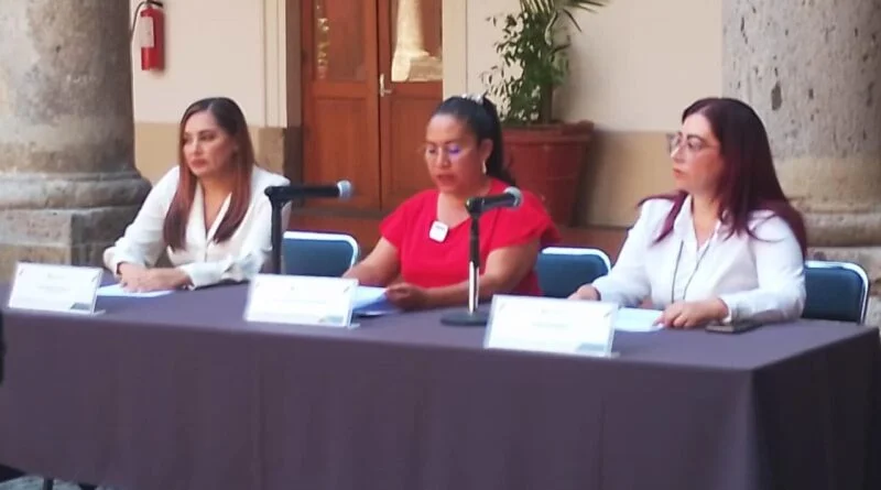 MUJERES