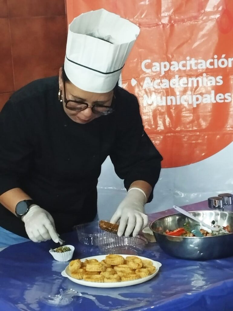 EL ALIMENTO MÁS COMPLETO QUE PRODUCEN LAS ABEJAS Y POCAS PERSONAS LO CONSUMEN apic