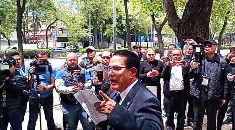 periodistas