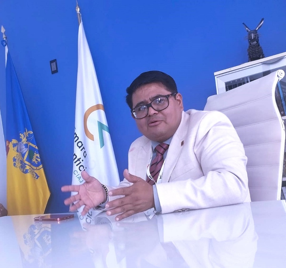 SAT VA CONTRA OMISIONES EMPRESARIALES POR AUTOCONSUMO DE COMBUSTIBLES ccij