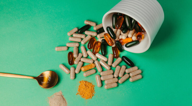 CUIDADO CON EL ABUSO DE SUPLEMENTOS, SU HIGADO PELIGRA CAPSULAS