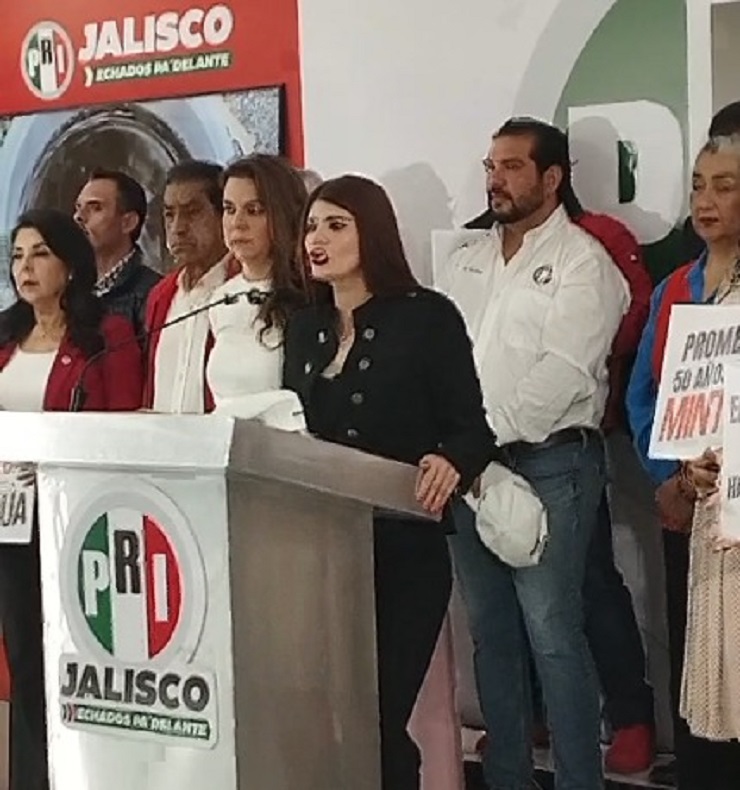 SIAPA DEBE PAGAR POR OMISION, FRAUDE, NEGLIGENCIA Y DESCUIDO EN PERJUICIO DE USUARIOS, PRI JALISCO pri